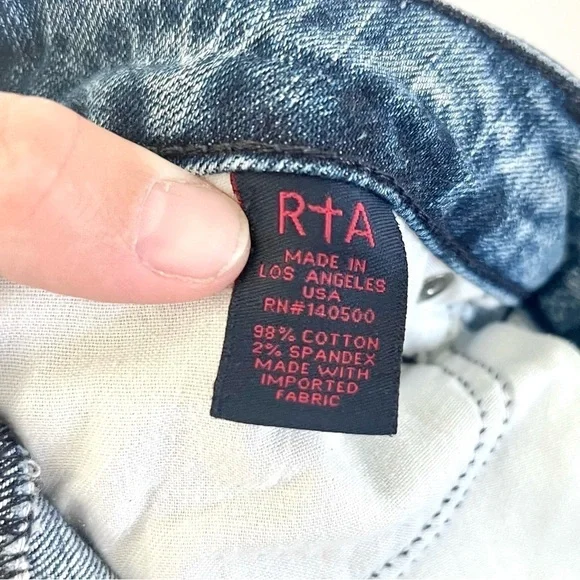 RtA Road to Awe Distressed Two-Tone Frayed Hem Skinny Jeans Women's Size 26‎